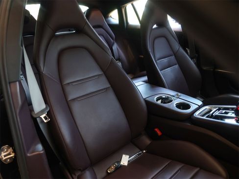 Certified 2022 Porsche Panamera 4S w/ Premium Package image 41