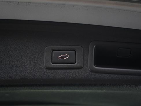 Used 2017 Subaru Forester 2.5i Limited w/ Protection Package #2 AWD/4WD image 18