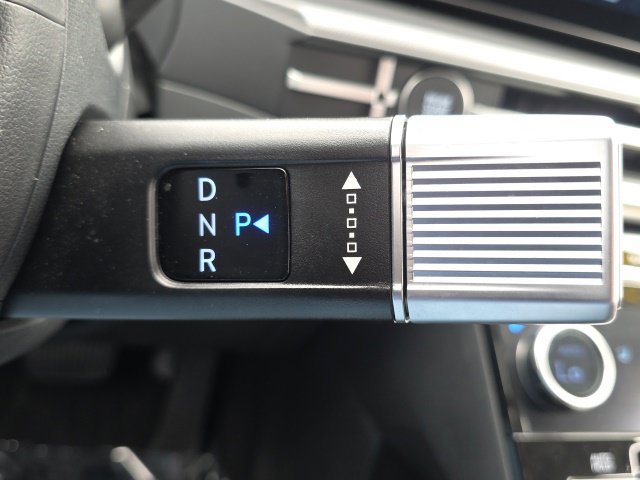 Certified 2025 Hyundai Santa Fe SEL FWD image 13