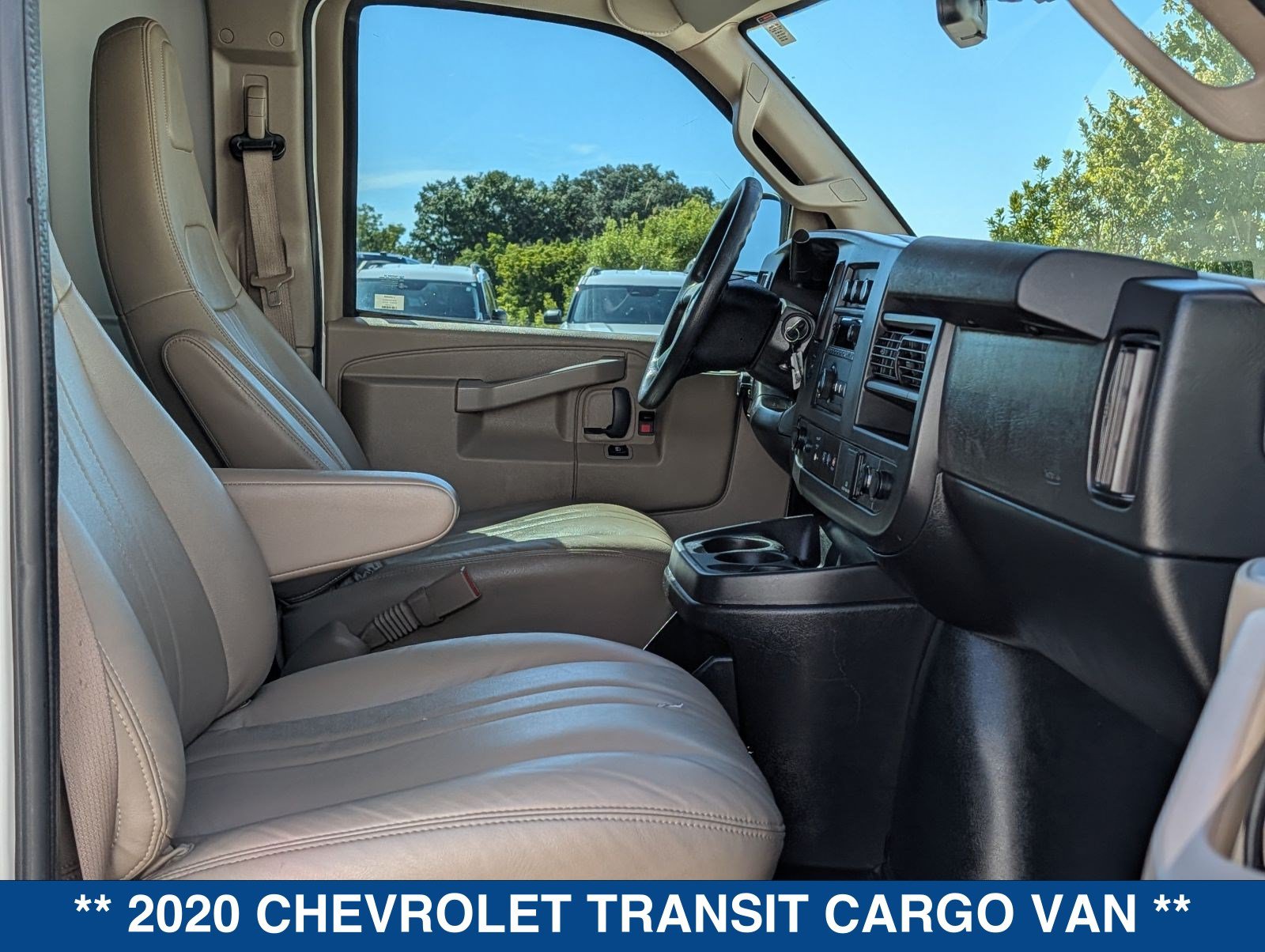 Used 2020 Chevrolet Express 2500 w/ Driver Convenience Package RWD image 17