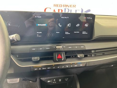 Used 2025 Kia K4 FWD image 18