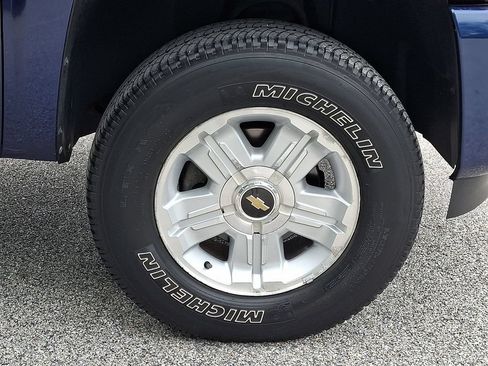 Used 2011 Chevrolet Silverado 1500 LT w/ All-Star Edition AWD/4WD image 11