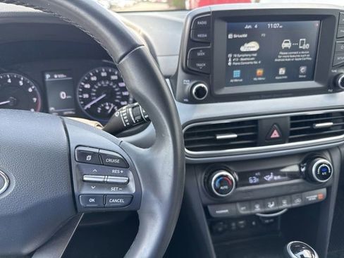 Used 2020 Hyundai Kona Limited FWD image 9