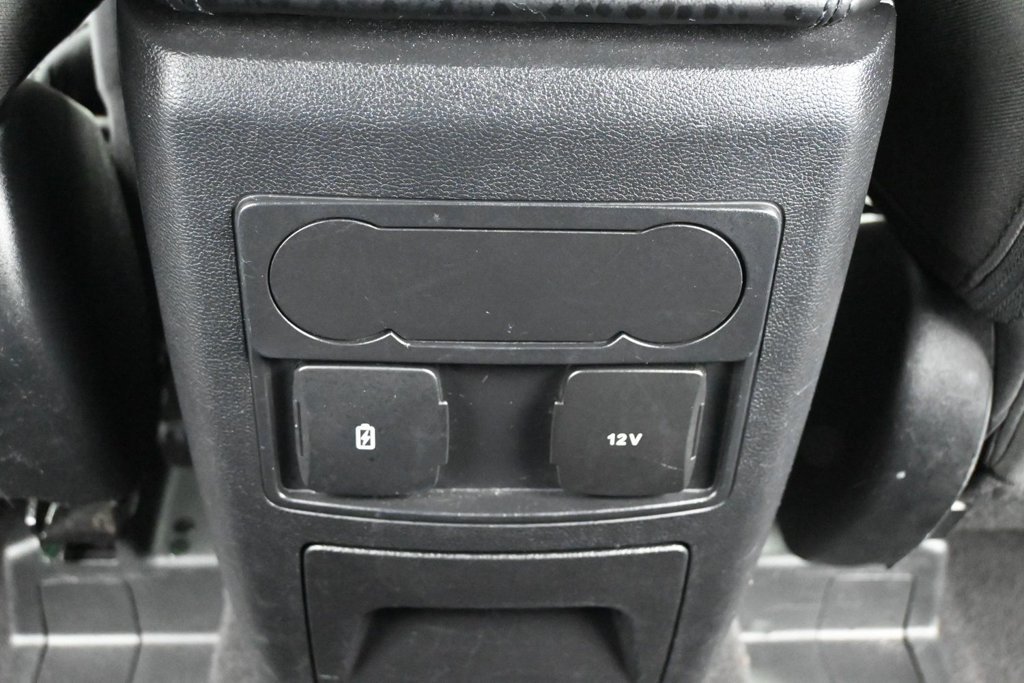 Used 2023 Ford Explorer XLT RWD image 20
