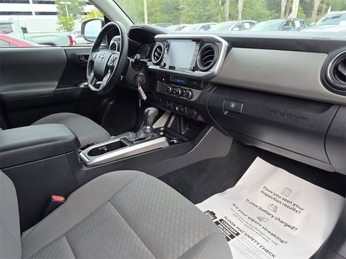 Used 2021 Toyota Tacoma SR5 image 13