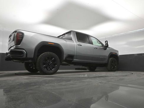 New 2026 GMC Sierra 2500 AT4 AWD/4WD image 41