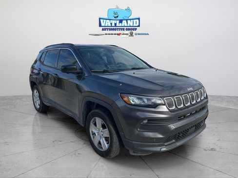 Certified 2022 Jeep Compass Latitude w/ Convenience Group image 34