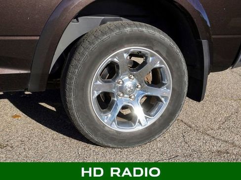 Used 2017 RAM 1500 Laramie image 7