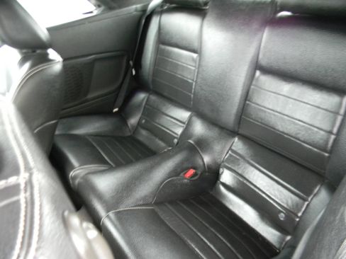 Used 2012 Ford Mustang Premium image 9