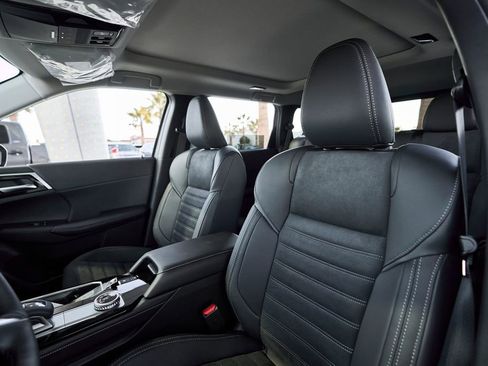 New 2026 Mitsubishi Outlander AWD image 36