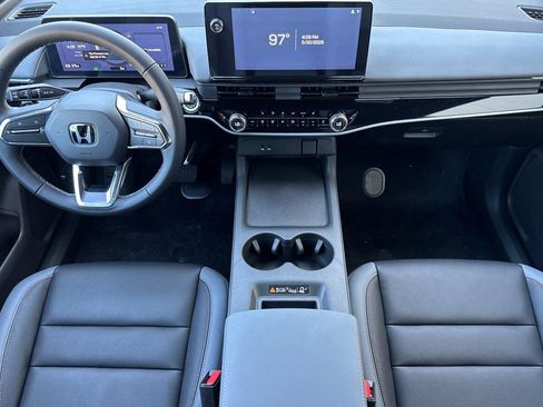 New 2025 Honda Prologue Touring image 15
