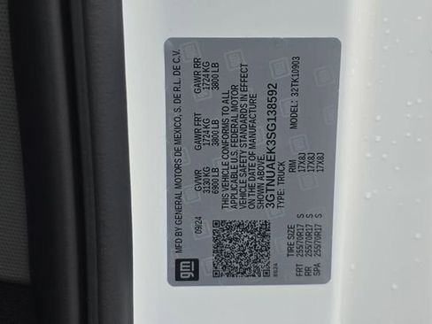 Used 2025 GMC Sierra 1500 Pro w/ Pro Value Package AWD/4WD image 29