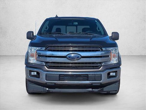 Used 2019 Ford F150 Lariat image 2