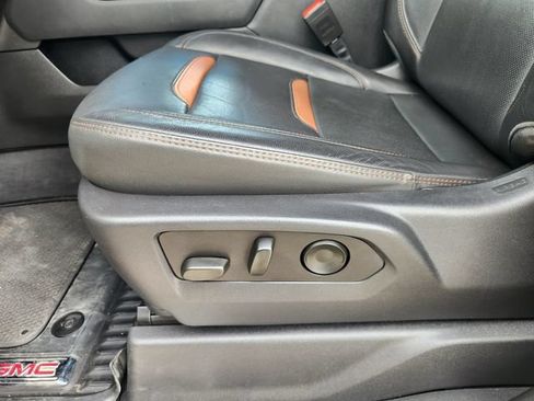 Used 2023 GMC Sierra 1500 AT4 w/ AT4 Premium Package AWD/4WD image 23