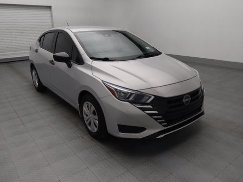 Used 2023 Nissan Versa S w/ Electronics Package FWD image 13