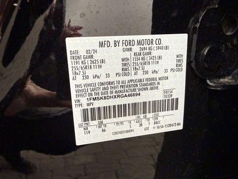 Used 2024 Ford Explorer XLT w/ Class IV Trailer Tow Package image 27