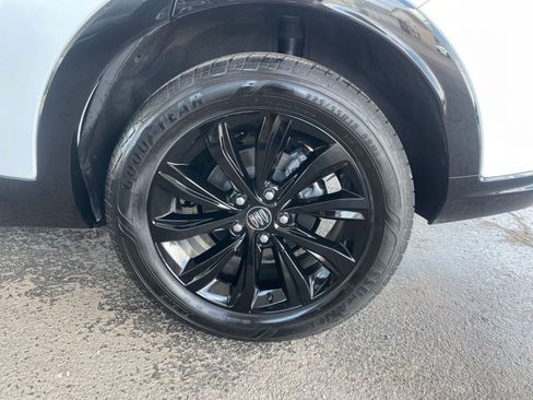 Used 2025 Buick Envista Sport Touring image 28