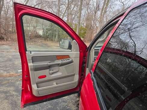 Used 2006 Dodge Ram 1500 Truck Laramie w/ Trailer Tow Group image 12