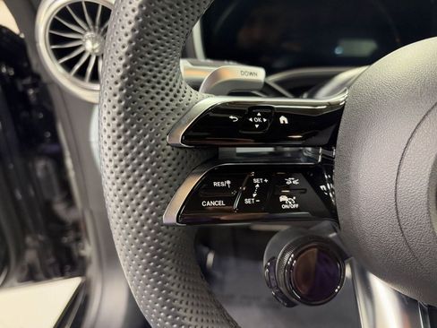 Used 2022 Mercedes-Benz SL 55 AMG 4MATIC w/ Driver Assistance Package image 13