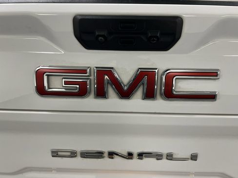 Used 2022 GMC Sierra 2500 Denali w/ Denali Ultimate Package image 96