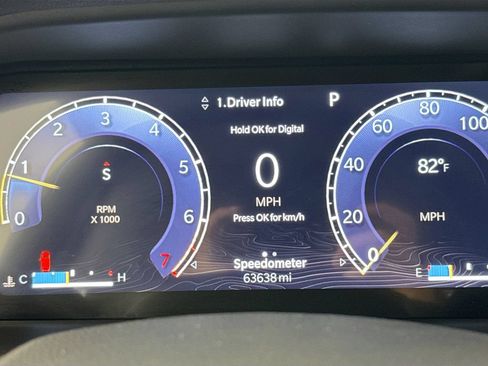Used 2023 Jeep Grand Cherokee Limited AWD/4WD image 12