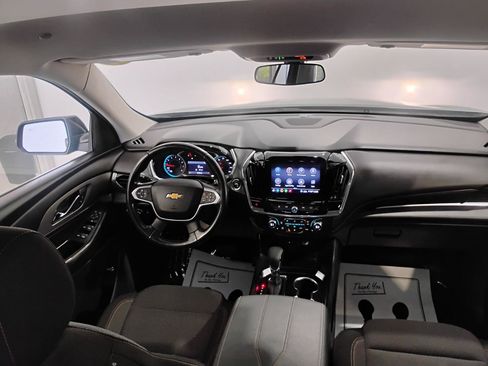 Used 2021 Chevrolet Traverse LT FWD image 16