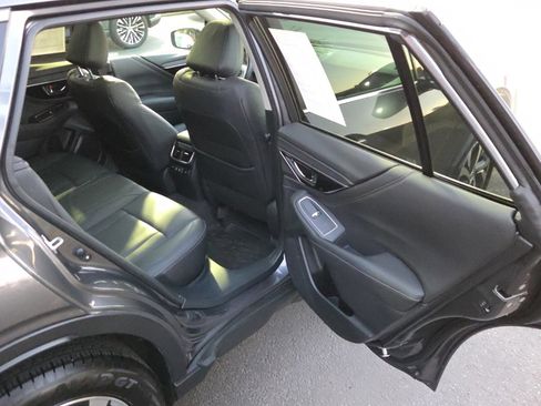 Used 2021 Subaru Outback Limited w/ Popular Package #2 image 17