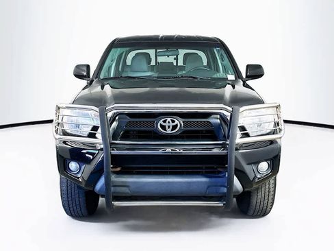 Used 2014 Toyota Tacoma PreRunner w/ SR5 Package RWD image 6