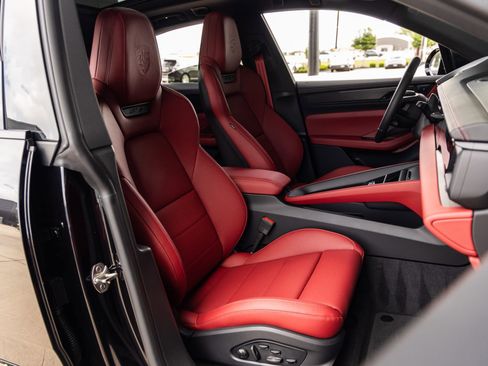 New 2026 Porsche Macan GTS Electric AWD/4WD image 48