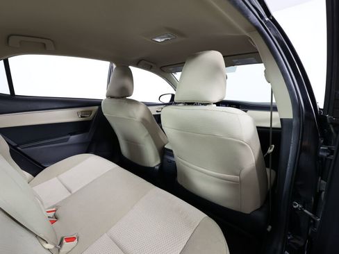 Used 2015 Toyota Corolla LE image 19