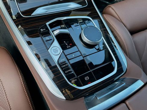 New 2026 BMW X5 sDrive40i w/ Premium Package RWD image 12
