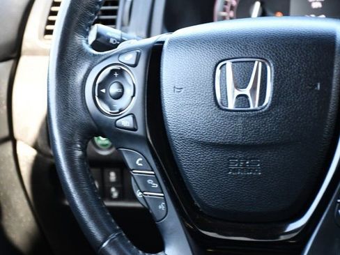 Used 2018 Honda Pilot Elite image 22