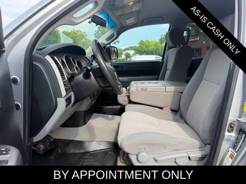 Used 2011 Toyota Tundra 4x4 Double Cab w/ Tow Pkg image 12