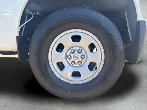 Used 2023 Nissan Frontier S w/ Technology Package AWD/4WD image 31