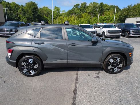Used 2025 Hyundai Kona SEL FWD image 8