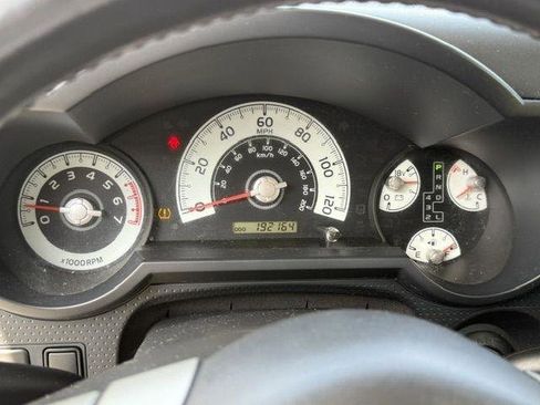 Used 2010 Toyota FJ Cruiser 4WD image 26
