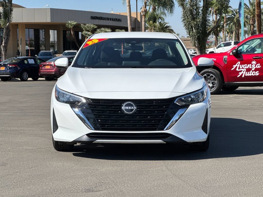Used 2025 Nissan Sentra SV FWD image 8