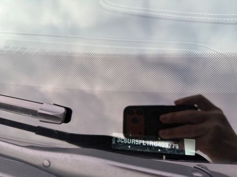 Used 2024 RAM 2500 Laramie image 31