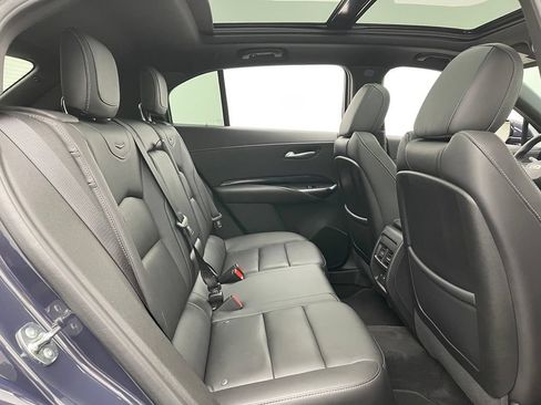 Used 2024 Cadillac XT4 Luxury w/ Cold Weather Package FWD image 37