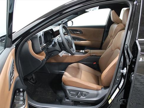 New 2026 Toyota Crown Signia AWD/4WD image 5
