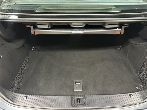 Used 2013 Mercedes-Benz E 350 4MATIC Sedan image 17