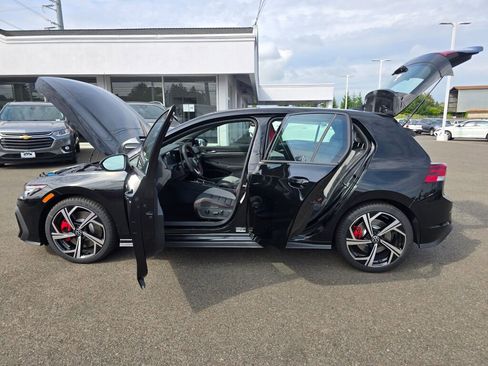 New 2025 Volkswagen GTI SE image 16