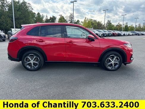 Used 2024 Honda HR-V EX-L image 8
