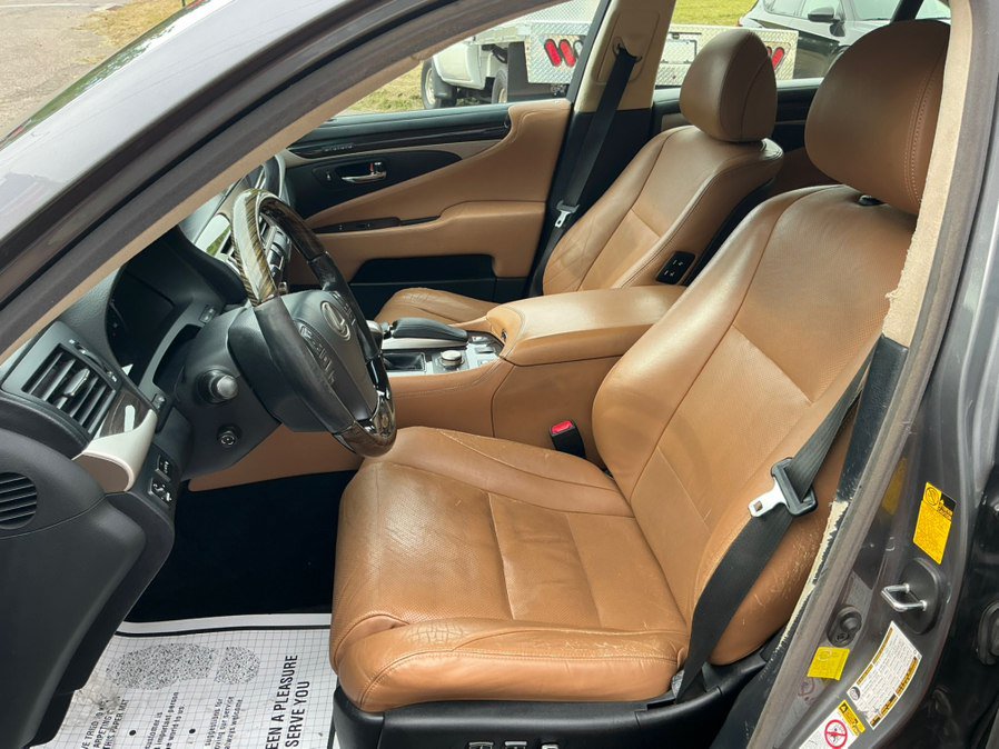 Used 2014 Lexus LS 460 AWD w/ Comfort Package image 17