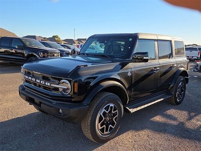 New 2025 Ford Bronco Outer Banks
