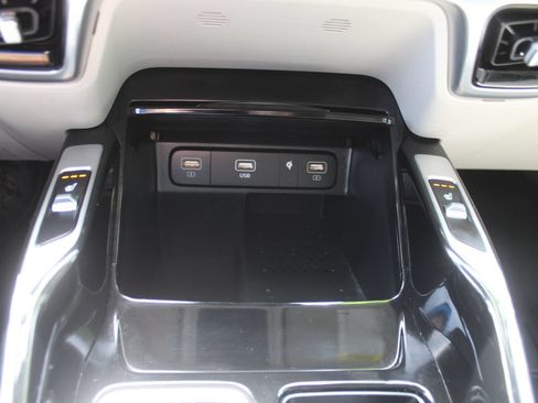 Certified 2022 Kia Sorento SX FWD image 39