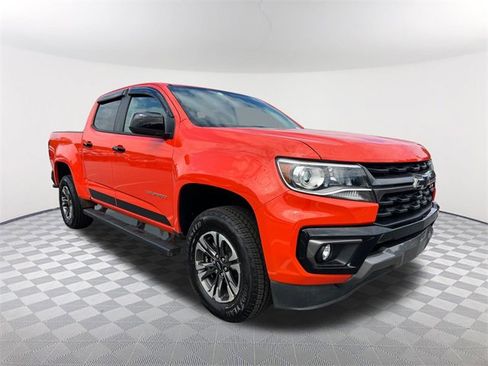 Used 2021 Chevrolet Colorado Z71 w/ LPO, Power Package image 3
