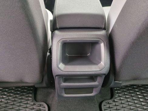 Used 2024 Volkswagen Taos S image 31