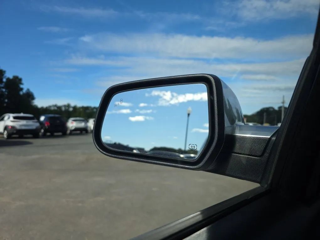 Used 2017 GMC Terrain Denali FWD image 25