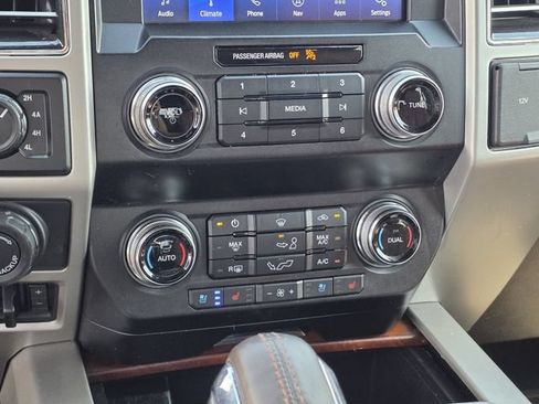 Used 2020 Ford F150 King Ranch w/ Equipment Group 601A Luxury AWD/4WD image 24